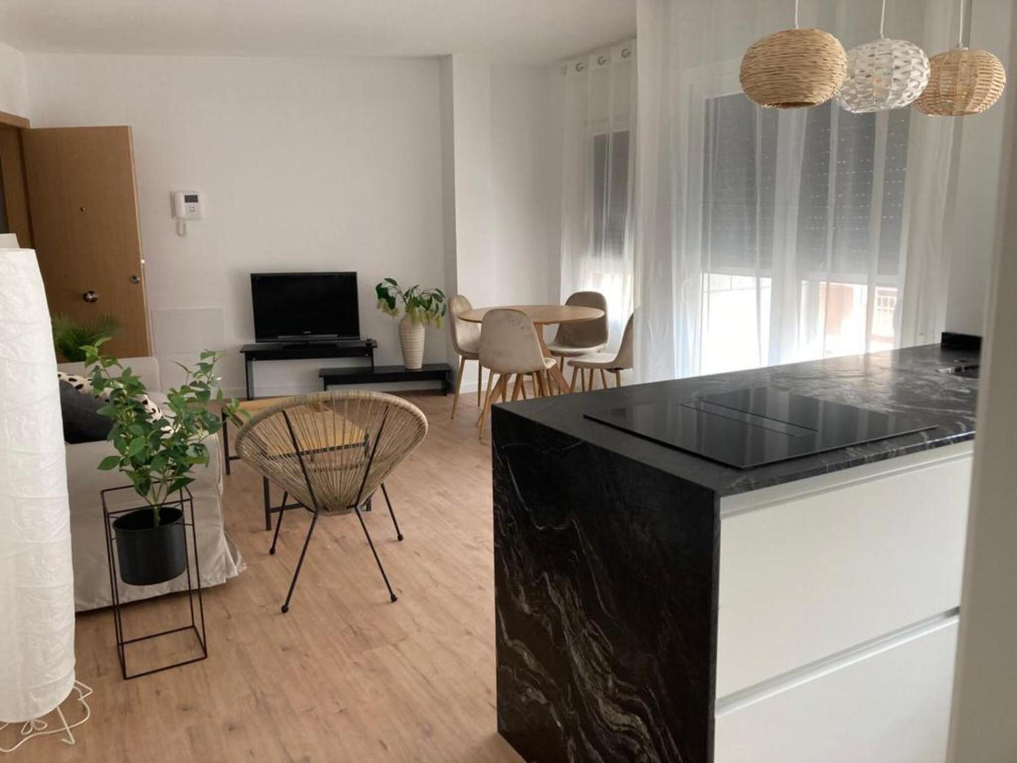 Apartamentos Nuevo Con Aire Y Wifi Агилас Экстерьер фото